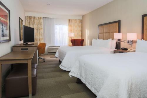 Hampton Inn & Suites Camarillo