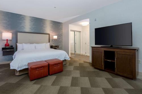 Hampton Inn & Suites San Diego-Poway - image 3