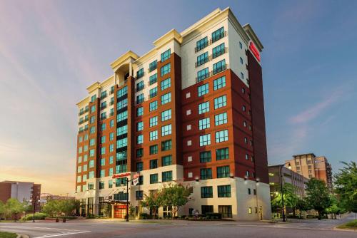 Hampton Inn By Hilton & Suites National Harbor/Alexandria Area