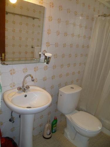 2 twin beds