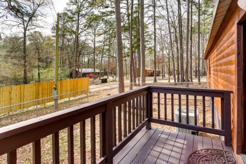 Broken Bow Sanctuary with Hot Tub and Deck Less Than 7 Mi to Lake! - image 13