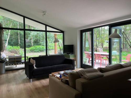 Heerlijk familiehuis in het bos in Buurtschap Giethmen