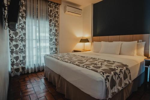 484679892 Ferraretto Guarujá Hotel & Spa