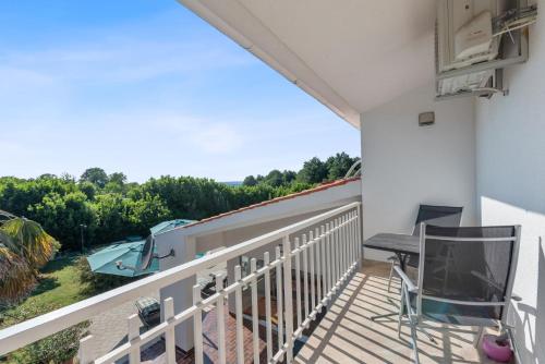 Grosse Luxus-Villa fur 12 Personen mit Pool, Jachuzzi und Meeresnähe (Grosse Luxus-Villa fur 12 Personen mit Pool, Jachuzzi und Meeresnahe) in โรโกซานา