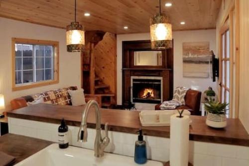 La Petite - Charming in town in Idyllwild, USA