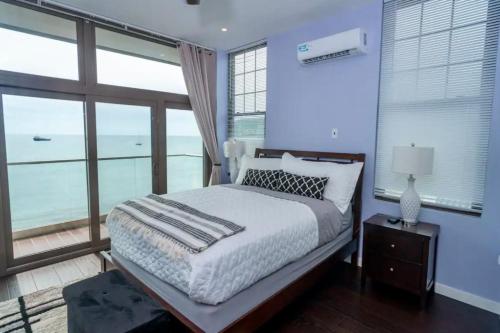 Holiday Apartment Dominica in Portsmouth