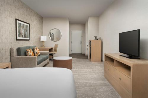 DoubleTree by Hilton North Salem - image 10