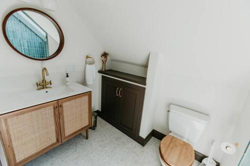 The Residence-beautiful home in the heart of downtown The Residence-beautiful home in the heart of downtown