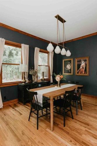 The Residence-beautiful home in the heart of downtown The Residence-beautiful home in the heart of downtown