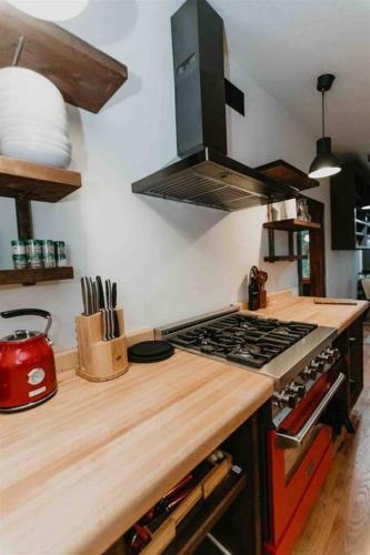 The Residence-beautiful home in the heart of downtown The Residence-beautiful home in the heart of downtown