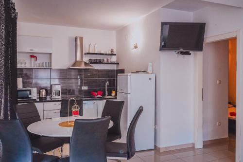 Two-Bedroom Holiday Home image 5