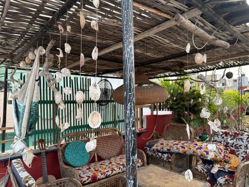 balkon/terras, Fadidi House in Ouakam