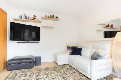 'Boutique Redfern' The Best of City Fringe Living - image 10