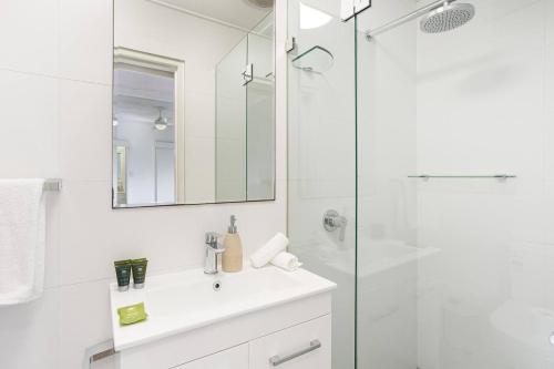 'Boutique Redfern' The Best of City Fringe Living - image 2
