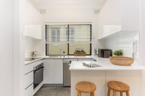 The Haven on Campbell - A Bondi Beachfront Address - image 2