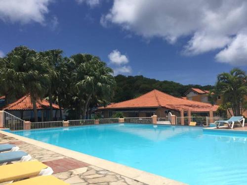 Studio - Résidence avec piscine - Location saisonnière - Sainte-Anne