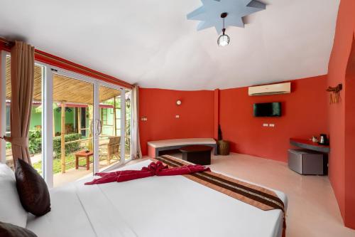 room detail thumbnail 0