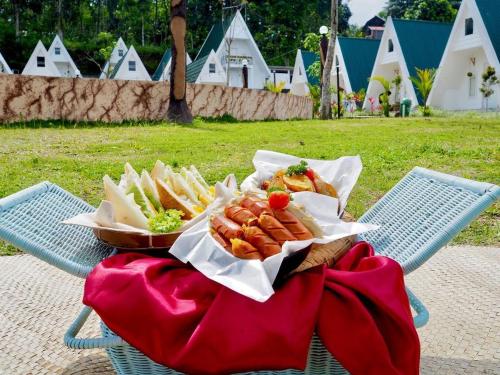 Food and beverages, DKaliurang Resort in Kaliurang