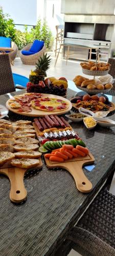 بيوت الخزام in Rustaq