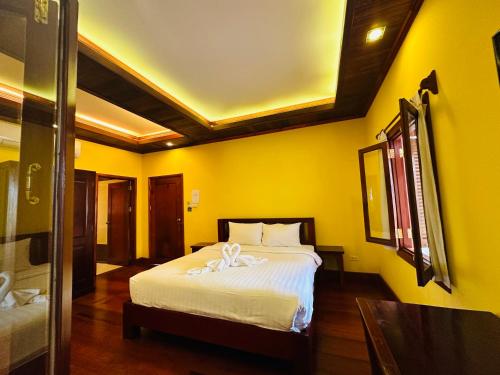 room detail thumbnail 1