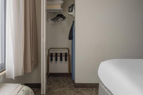 土耳其溪诺克斯维尔春丘套房酒店