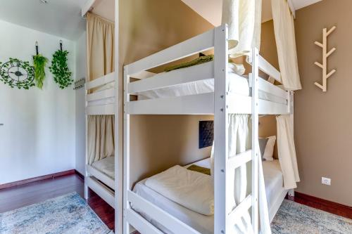 Garden in Town Hostel – Porto, KY