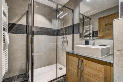 Le Green Apartment - image 11