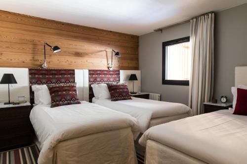 La Cordee 331 Apartment - image 11