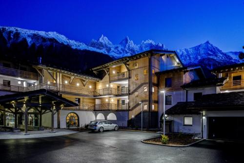La Cordee 331 Apartment - image 5