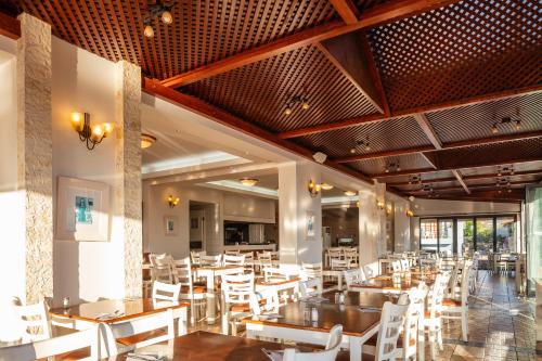 Koni Village Hotel - image 2