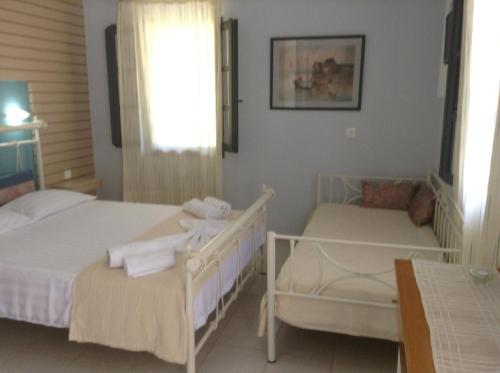 Triple Room image 2