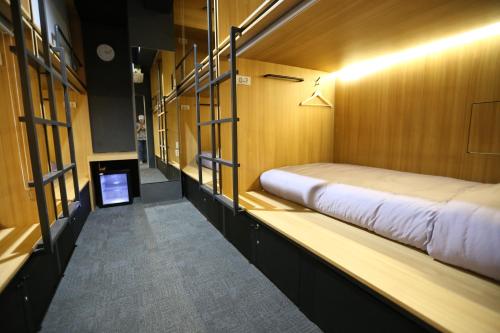 Philstay Ehwa Boutique - Females Only