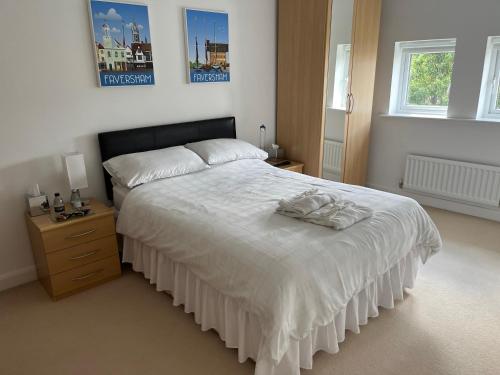 Hampton Vale, Peterborough Lakeside Large Double bedroom with own bathroom