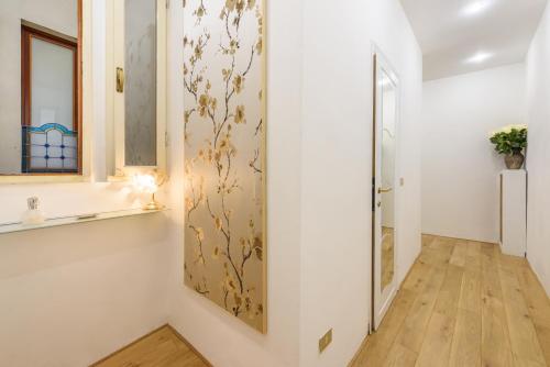 Lucky House - image 2