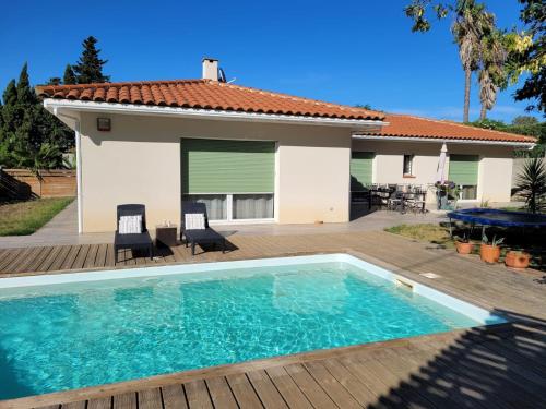 Villa 4/5 pièces de plein-pied - Location, gîte - Perpignan