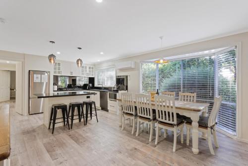 Facilities, Bethel by the Sea by Ready Set Stay - BYO LINEN & TOWELS in Surf Beach