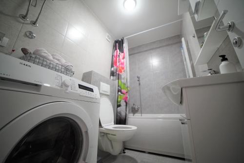 Apartman 33 Apartman 33