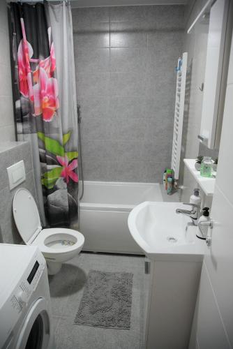 Apartman 33 Apartman 33