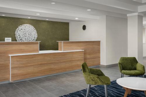 Fairfield Inn & Suites Roanoke Hollins/I-81 in Roanoke, USA