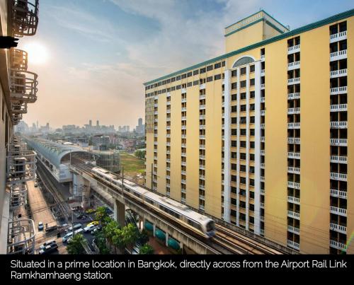 NASA BANGKOK - Airport Rail Link Ramkhamhang, Bangkok