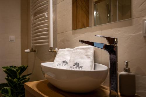 Przytulny Kąt w Green Park Resort w budynku z basenem, sauną, jacuzzi, Szklarska Poręba (foto 7)