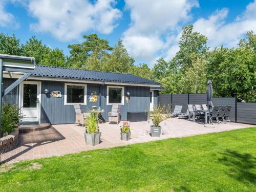  Holiday home Henne XCII in Henne Strand