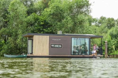 Revolution Houseboat