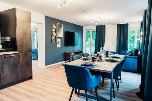 Familien- & Gruppenapartment für 8 mit direktem Parkzugang und Terasse in Baden-Baden, Deutschland