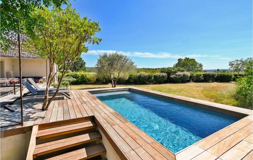 Amazing Home In Blauzac With Outdoor Swimming Pool And 4 Bedrooms - Location saisonnière - Blauzac