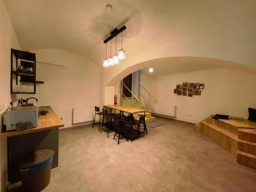 Capsule hostel Erbenova 3