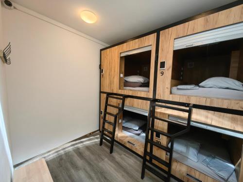 Capsule hostel Erbenova 2