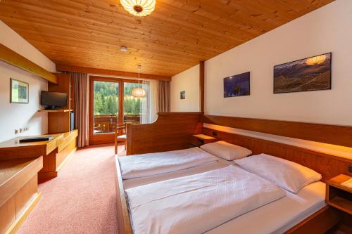 Panorama  CIS - bed and breakfast, Pension in Kartitsch