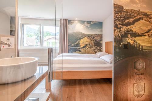 1 queen bed