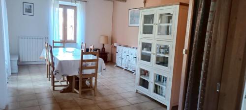 Gite l'Oustal occitan a Saint-Juery in Saint-Sernin-sur-Rance